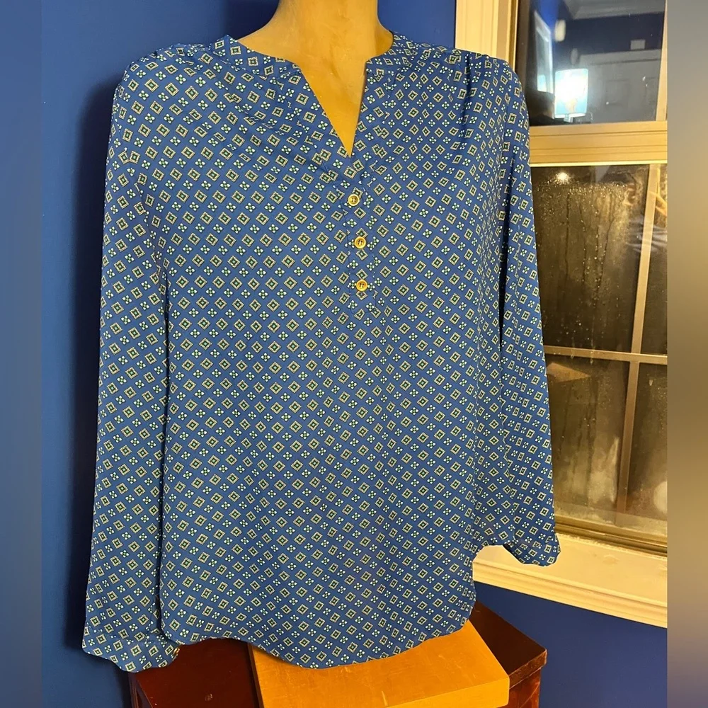 Christin Michaels blouse, small, EUC, bright blue, gold buttons - Picture 2 of 14